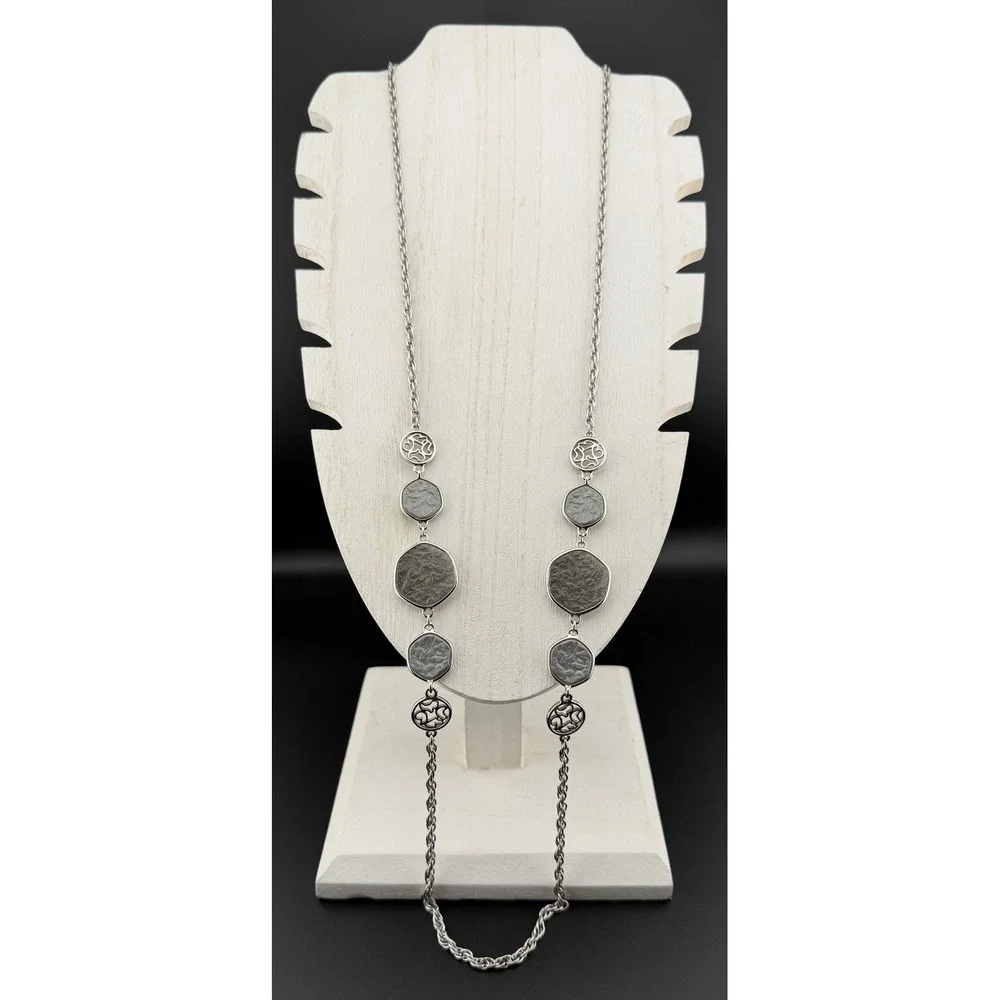 Sarah Coventry Station Necklace 37
